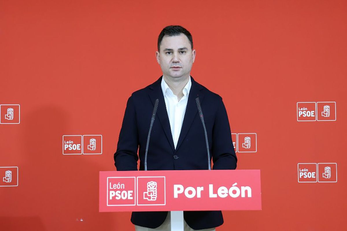 Javier Alfonso Cendón, secretario general del PSL-PSOE
