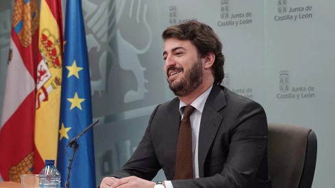 García-Gallardo | Gallardo avanza el “no” al techo de gasto y de unos presupuestos con “guiños a la izquierda y electoralistas”