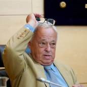 Santonja no presenta su dimisión y continúa como consejero de Cultura de Castilla y León