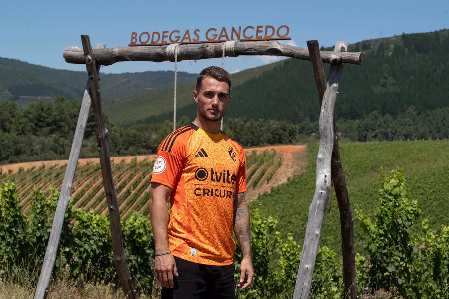 Nueva equipación SD Ponferradina Nueva equipación SD Ponferradina