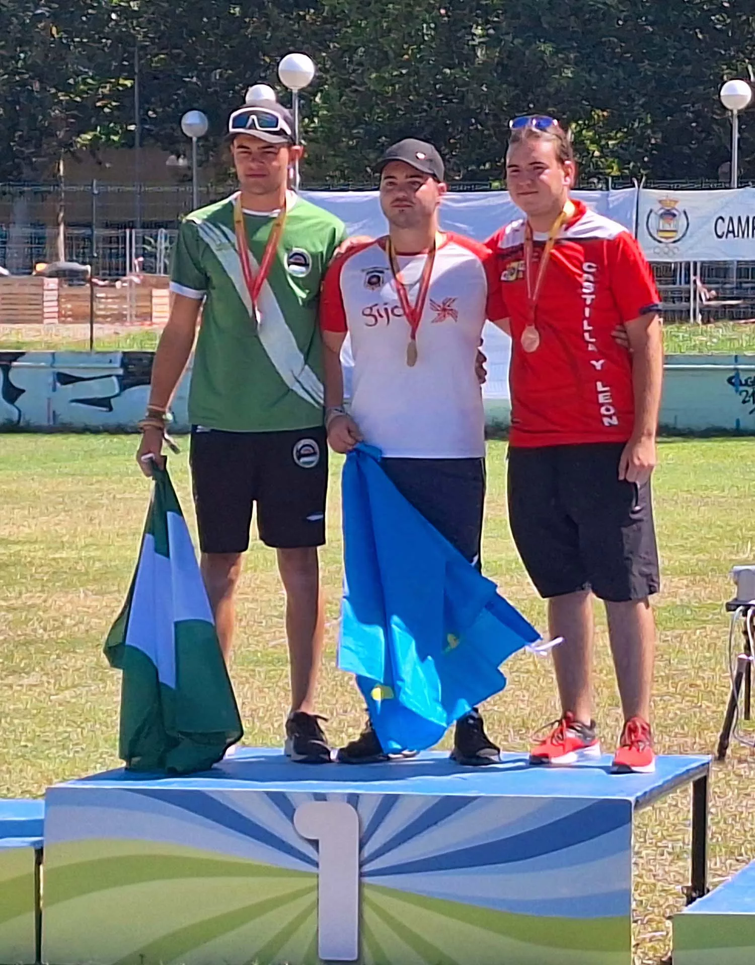El berciano Héctor González consigue el tercer puesto en la categoría junior El berciano Héctor González consigue el tercer puesto en la categoría junior