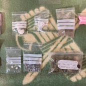 Imagen de Archivo de drogas requisadas por la Guardia Civil | Piden más de 5 años de cárcel para una mujer por traficar con drogas y agredir a un agente en Ponferrada Imagen de Archivo de drogas requisadas por la Guardia Civil | Piden más de 5 años de cárcel para una mujer por traficar con drogas y agredir a un agente en Ponferrada