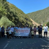 La Junta pide calma a los vecinos del barrio de Las Eras de Páramo del Sil e insiste en que no están aislados