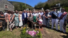 Peranzanes homenajea y nombra Hijo Predilecto a su alcalde fallecido Vicente Díaz