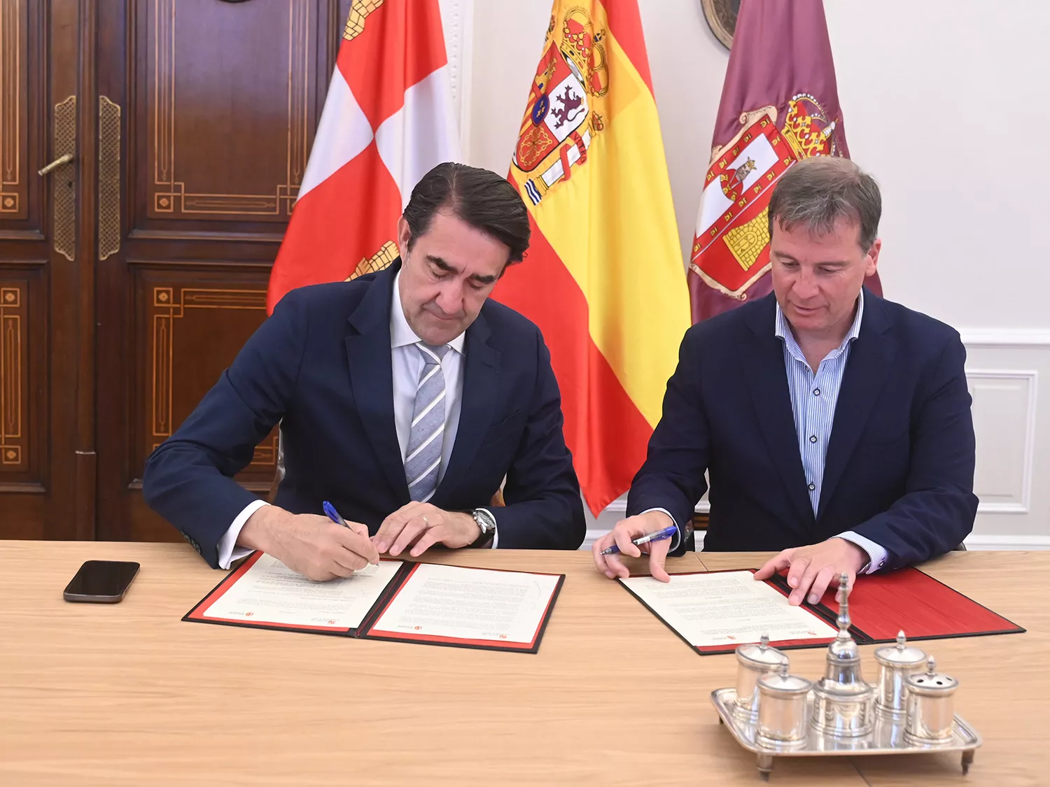 El consejero de Medio Ambiente Suárez Quiñones 