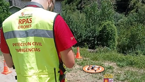 Drones en los alrededores del pantano de Bárcena buscan al dueño de la peluquería Fabrik