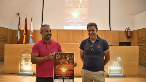 Presentación del mercado de verano. En la foto David Pacios e Iván Alonso.