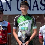 Asier Álvarez Quintana tras conseguir el trofeo de Copa de Castilla y León 1