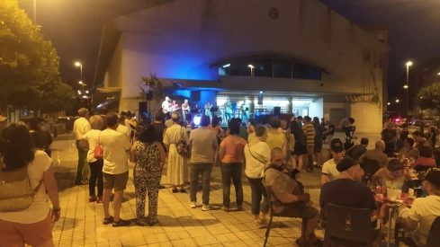 Mercado de Verano Nocturno (13) Mercado de Verano Nocturno (13)