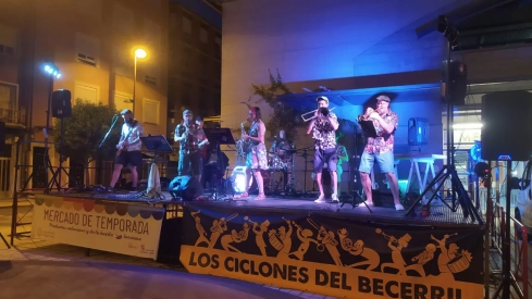 Mercado de Verano Nocturno (21) Mercado de Verano Nocturno (21)