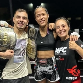 Los luchadores afincados en Ponferrada Débora Évora y Leandro Miranda se alzan con el título mundial y el Mediterráneo