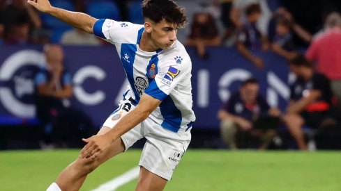 Debut de Antoniu Roca en La Liga 2 | Imagen: @RCDEspanyol