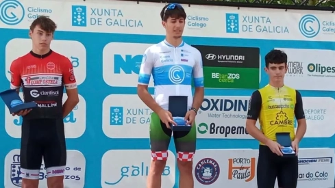 Adrián Prieto consiguió mantener el maillot de campeón de la Copa Galicia