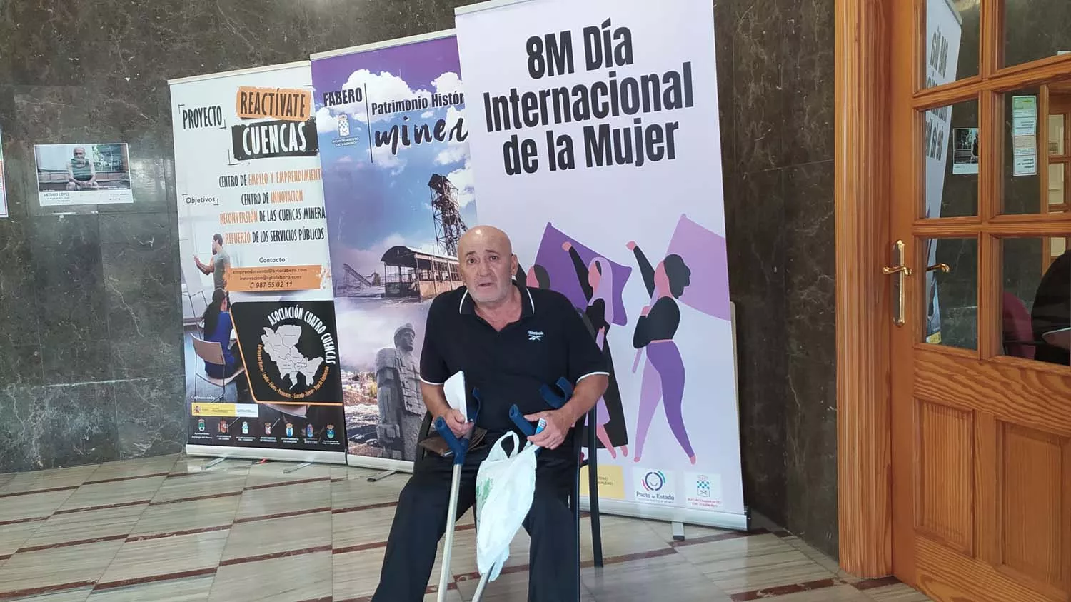 El vecino de Fabero con cáncer terminal inicia una huelga de hambre El vecino de Fabero con cáncer terminal inicia una huelga de hambre