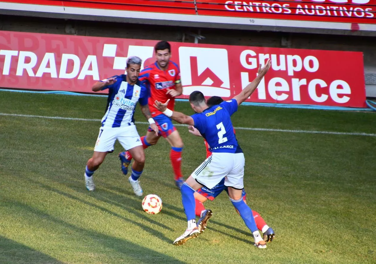 Partido de pretemporada entre la Ponferradina y el Numancia 2