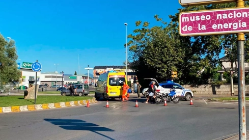 Accidente en la rotonda del dolmen y los olivos