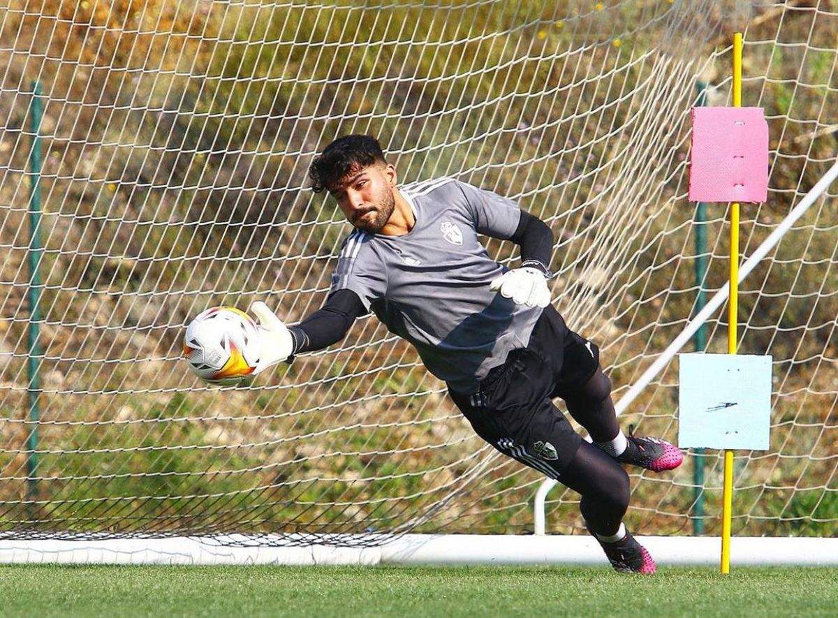 amir abedzadeh ponferradina mejor portero