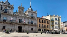 La Junta adjudica casi 3.500 puestos de trabajo a funcionarios de carrera de forma definitiva