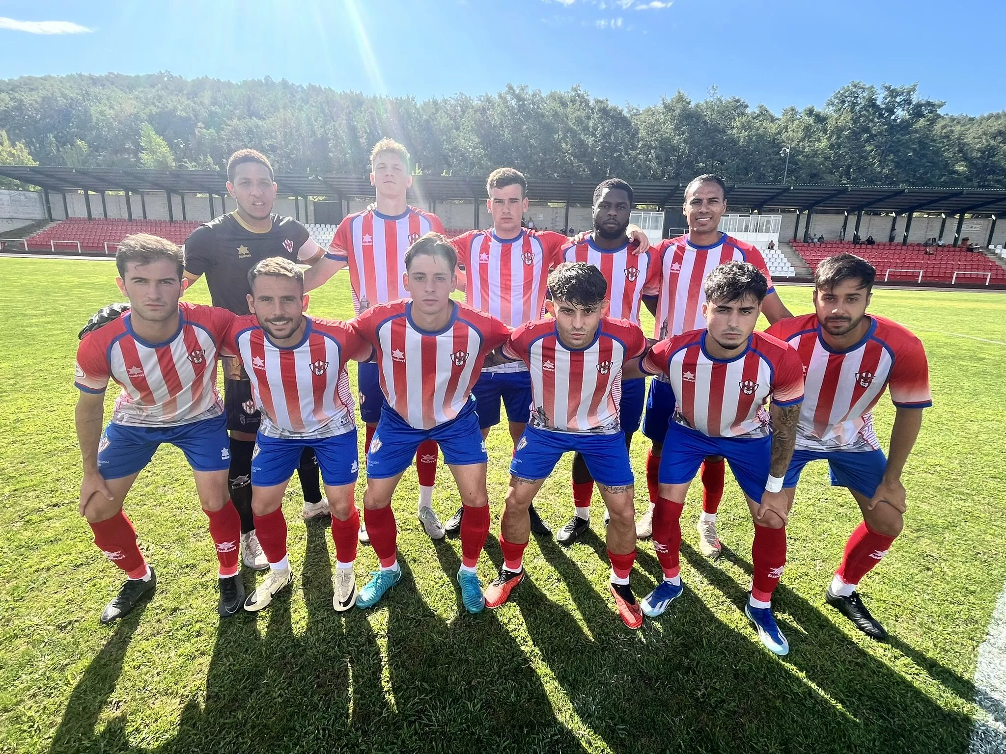 Atlético Bembibre - Virgen del Camino | Foto: Twitter Atlético Bembibre Atlético Bembibre - Virgen del Camino | Foto: Twitter Atlético Bembibre