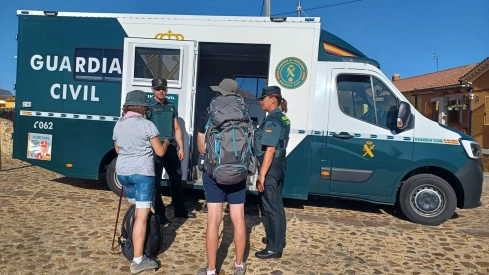 La Guardia Civil localiza a una peregrina, extraviada en el Monte de Pereje, tm de Trabadelo