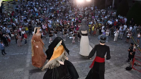 Pregón de las Fiestas de La Encina 2024 en Ponferrada (30) Pregón de las Fiestas de La Encina 2024 en Ponferrada (30)