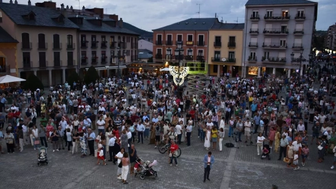 Pregón de las Fiestas de La Encina 2024 en Ponferrada (23) Pregón de las Fiestas de La Encina 2024 en Ponferrada (23)