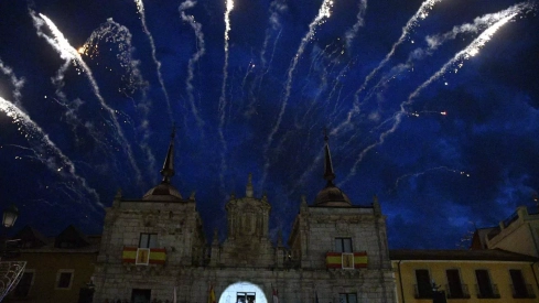 Pregón de las Fiestas de La Encina 2024 en Ponferrada (22) Pregón de las Fiestas de La Encina 2024 en Ponferrada (22)