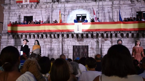 Pregón de las Fiestas de La Encina 2024 en Ponferrada (14) Pregón de las Fiestas de La Encina 2024 en Ponferrada (14)