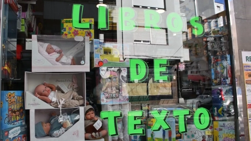 La Junta abre el plazo para que las familias soliciten libros de texto gratuitos para el próximo curso