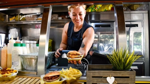 Inauguración de los Food Trucks de La Encina 2024 Inauguración de los Food Trucks de La Encina 2024