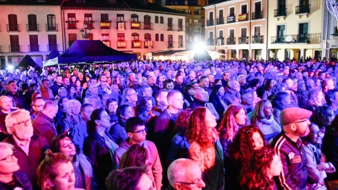 Concierto de Burning (20) Concierto de Burning (20)