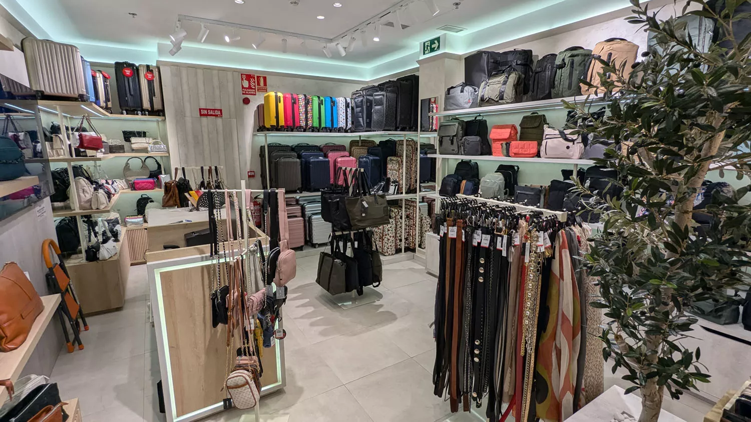 Misako (3) Misako (3)