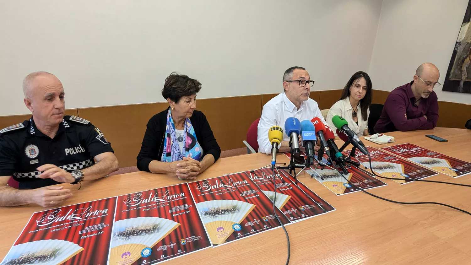 Gala lírica (1) Gala lírica (1)