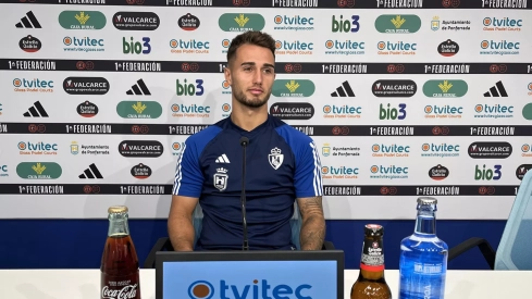 Carrique expresa la felicidad en la Ponferradina al sumar los tres puntos ante Unionistas: "Nos los merecíamos"