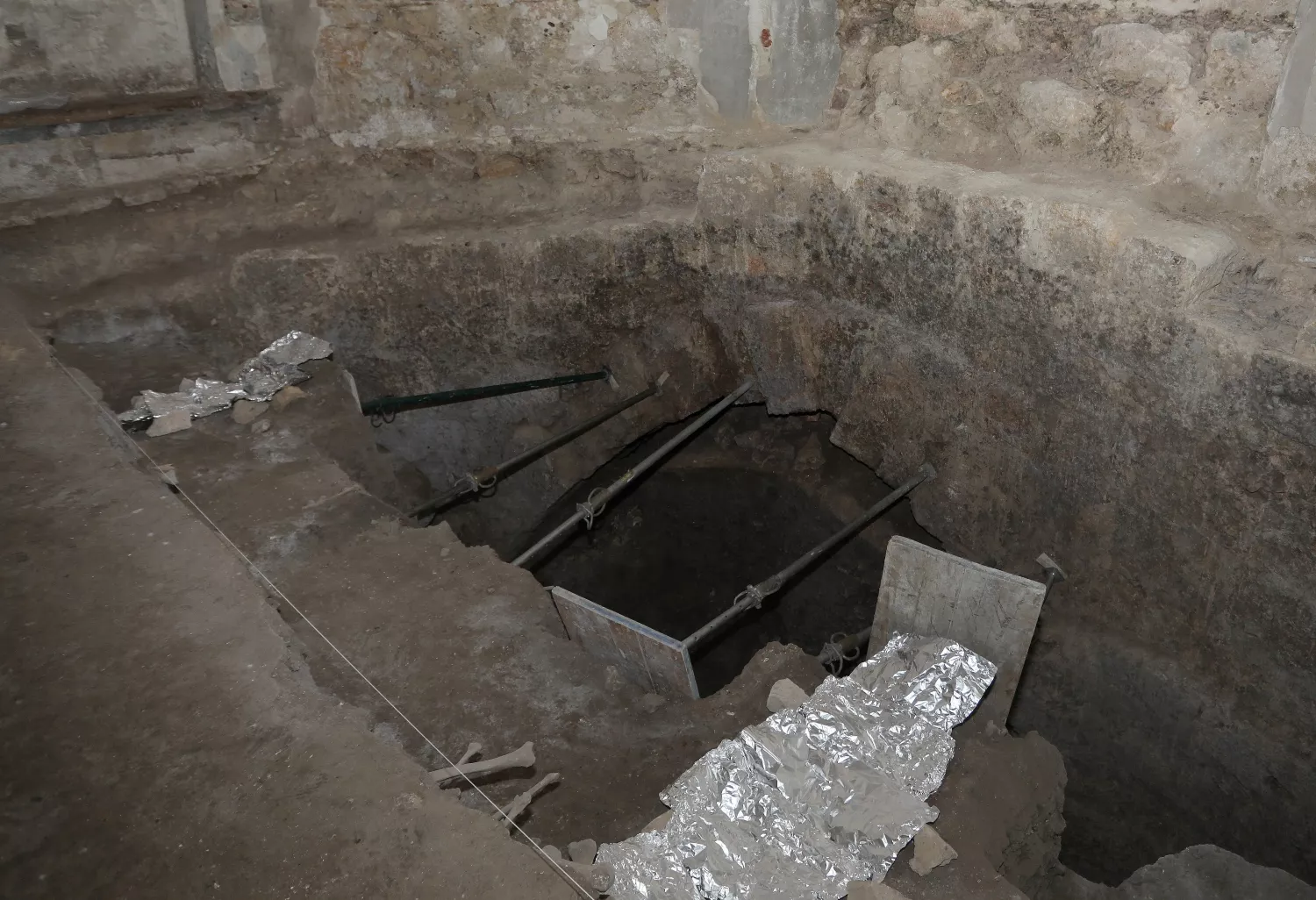 hallazgos subsuelo de la Catedral de Palencia (10) hallazgos subsuelo de la Catedral de Palencia (10)