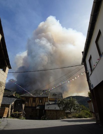 Incendio en Brañuelas 