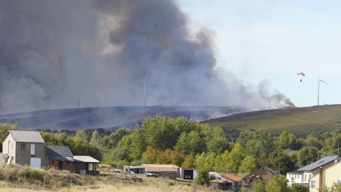 Incendio en Brañuelas