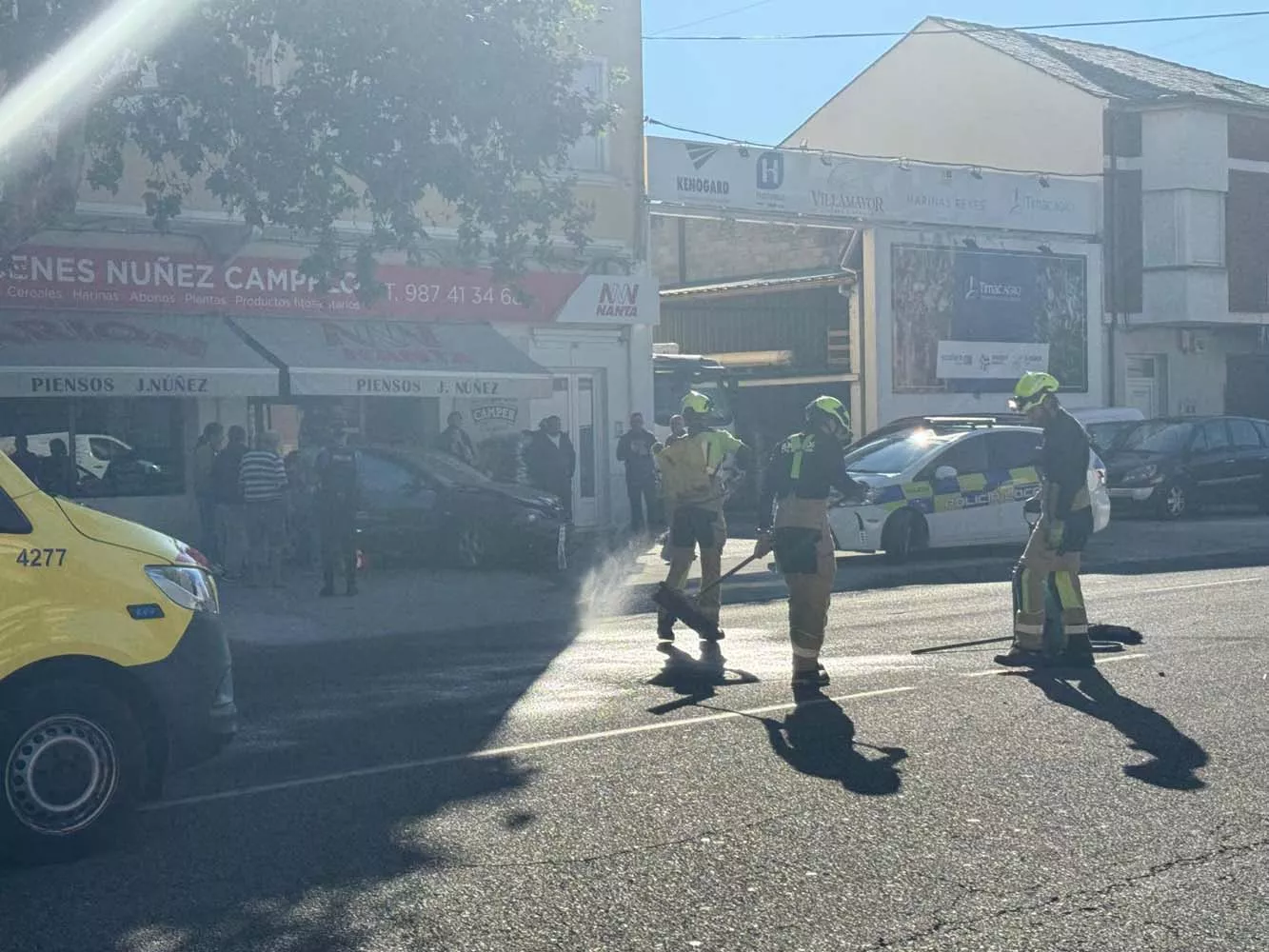 Trasladada al Hospital del Bierzo tras un fuerte accidente entre un ...