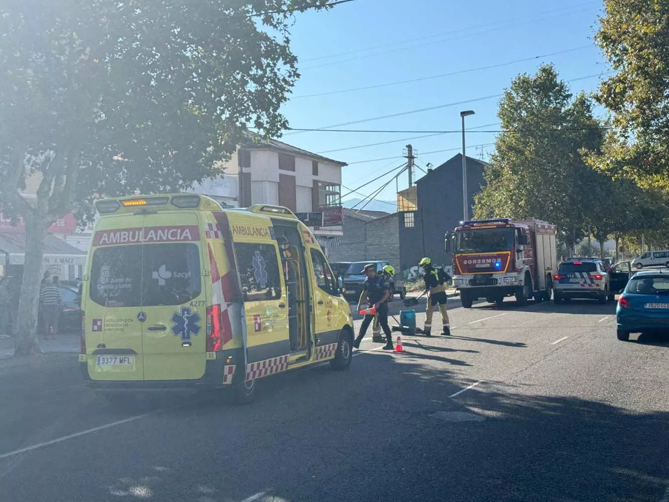 Trasladada al Hospital del Bierzo tras un fuerte accidente entre un ...