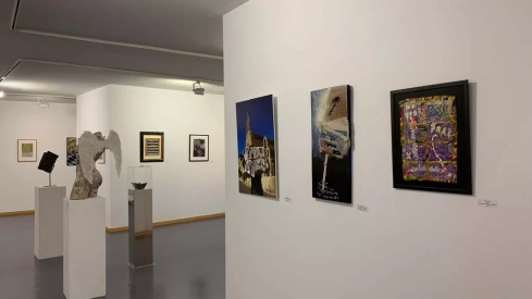 Inauguración de la exposición Arte Crónico en el Campus de Ponferrada