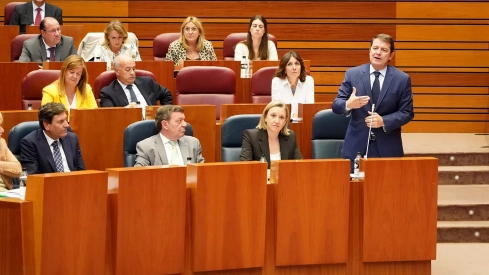 Alfonso Fernández Mañueco en el pleno de las Cortes de Castilla y León Leticia Pérez  ICAL