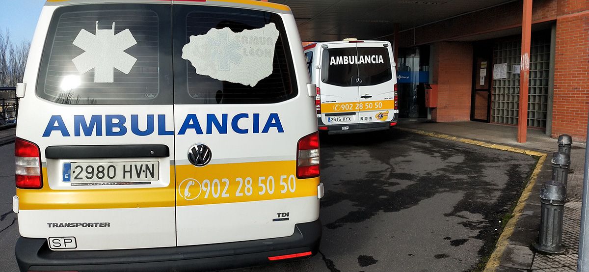 Herido un hombre al caer desde 3 metros en un accidente laboral en el centro de Ponferrada