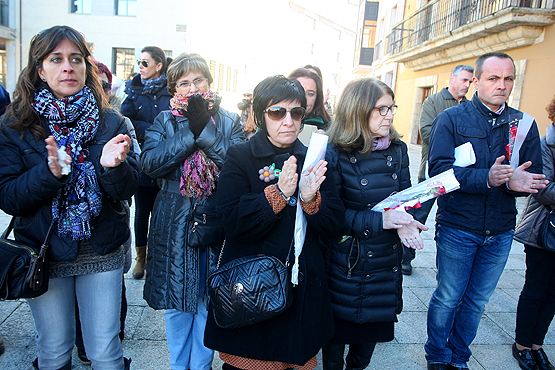 imagen de la concentración en Ponferrada y lectura de manifiesto (César Sánchez)