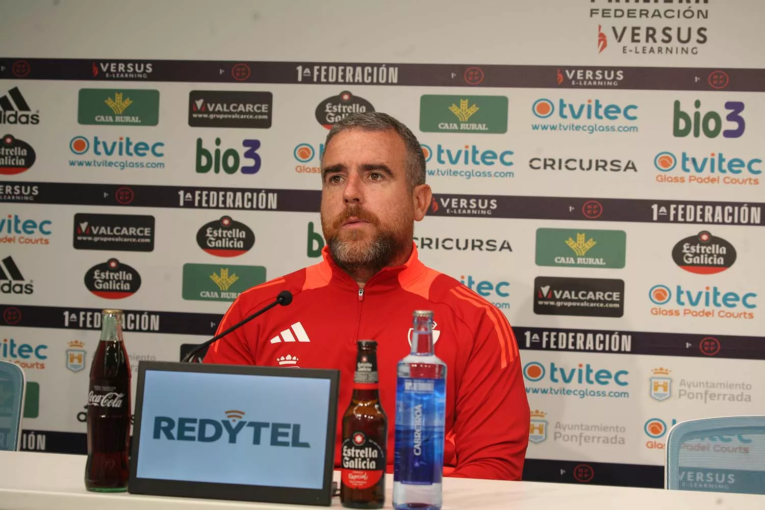 Javi Rey, atendió a la prensa antes de recibir este sábado en el Toralín al Celta Fortuna. Javi Rey, atendió a la prensa antes de recibir este sábado en el Toralín al Celta Fortuna.