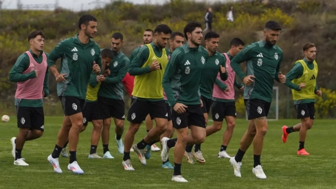 La Ponferradina se enfrenta al Bilbao Athletic con cuatro bajas en plantilla