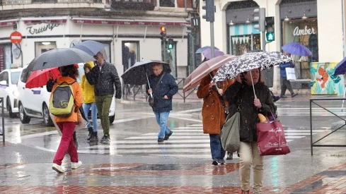 Temporal de viento y lluvia en Valladolid.