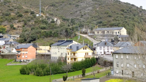 Recogida de firmas en Fontoria y Bárcena de la Abadía para pedir la instalación de fibra