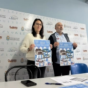 Presentación Rally Tierra del Bierzo. La concejala de Deportes, Eva González (I), y el presidente de la Escudería, Conrado Fernández (D)