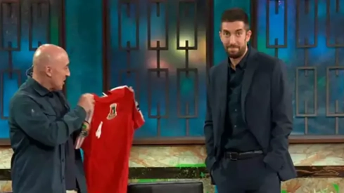 El jugador nacido en Bembibre Rui da Gracia 'protagonista' en La Revuelta con David Broncano y Maldini