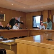 Expulsión del concejal del PP,  Roberto Fernández, que actuó como portavoz de la formación política
